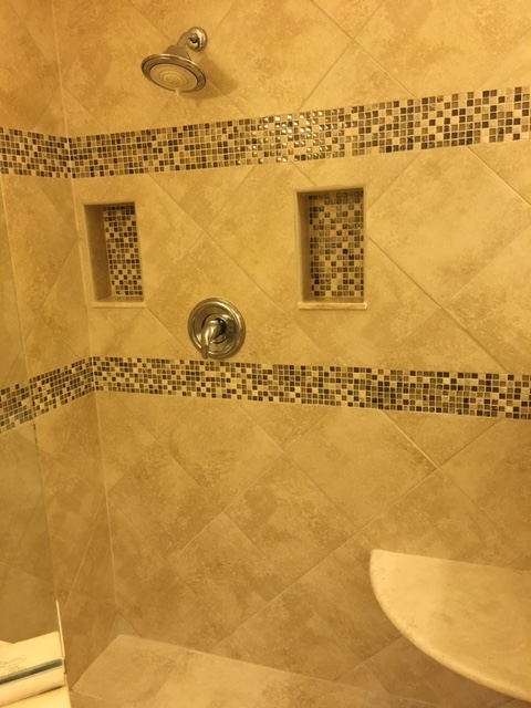 HolmesBeachFL_ShowerTile